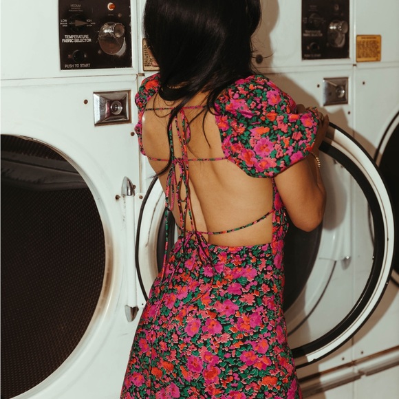 Backless mini floral dress - Picture 5 of 9